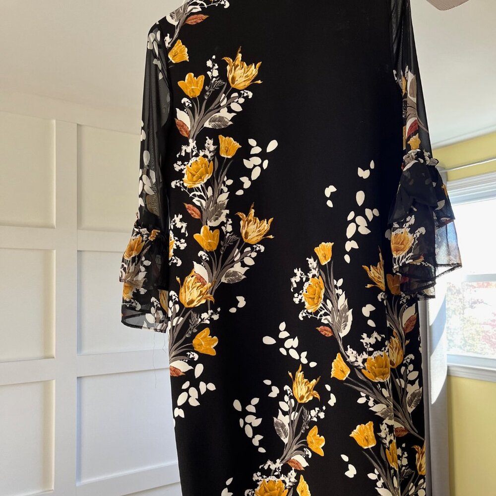 Alfani Black and Gold Floral Patterned Dress